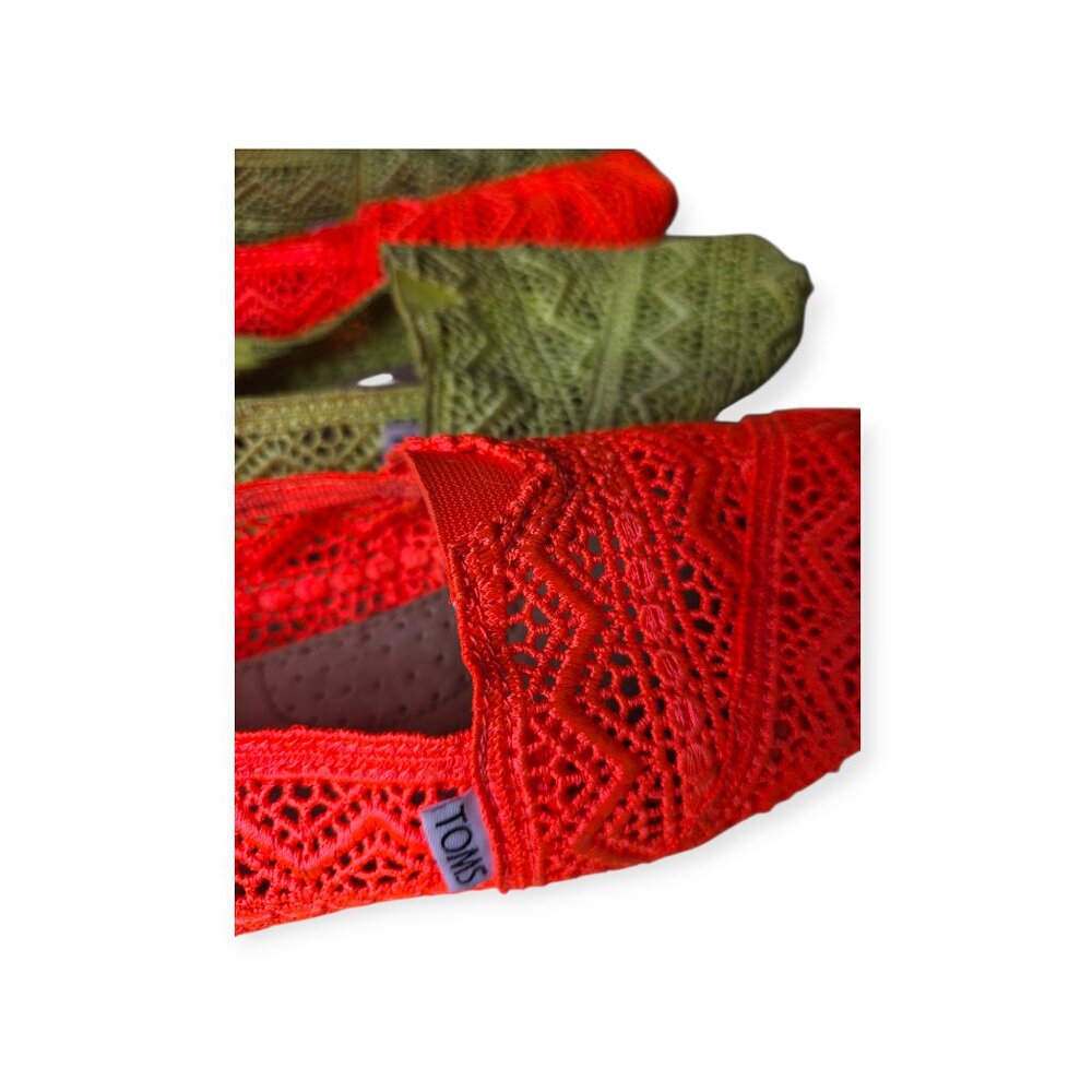 ​☀️ Summer-Ready TOMS Bundle - Picture 3 of 6